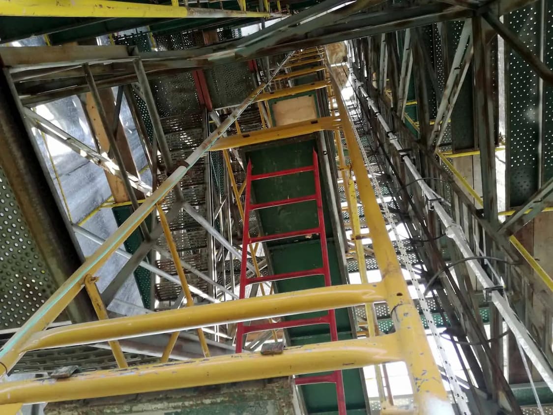Καθαρισμός και βαφή Radar Αεροδρομίου Θεσσαλονίκης SKG